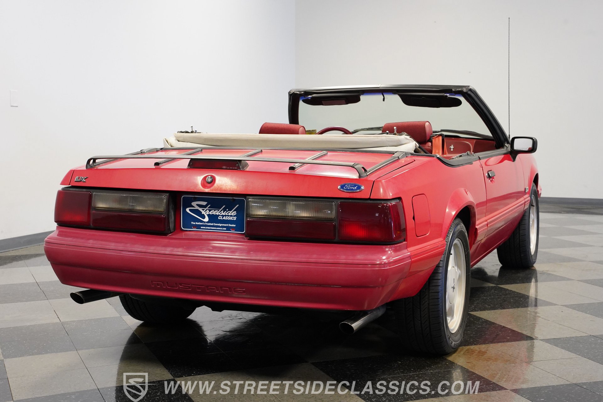 Used 1992 Ford Mustang LX RWD image 12