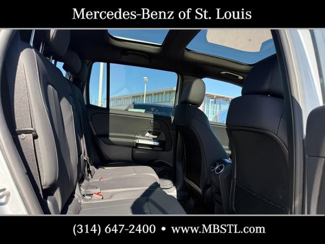 New 2026 Mercedes-Benz GLB 250 4MATIC image 7