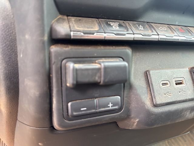 Used 2024 Chevrolet Silverado 3500 W/T image 10
