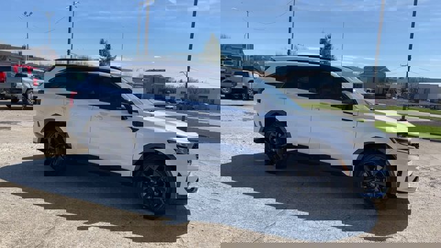 Used 2022 Kia Sorento SX image 2