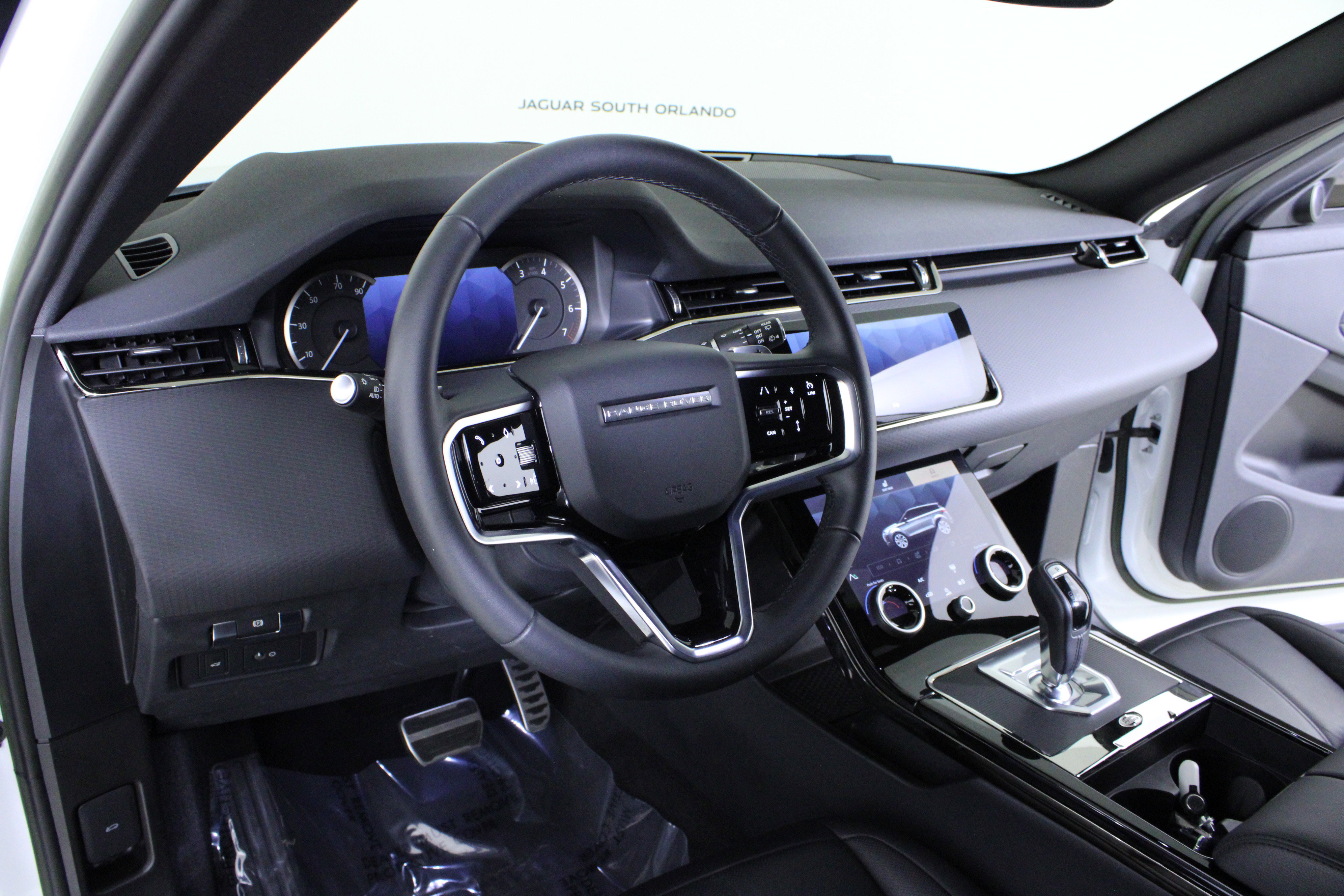 Used 2023 Land Rover Range Rover Evoque R-Dynamic S image 19