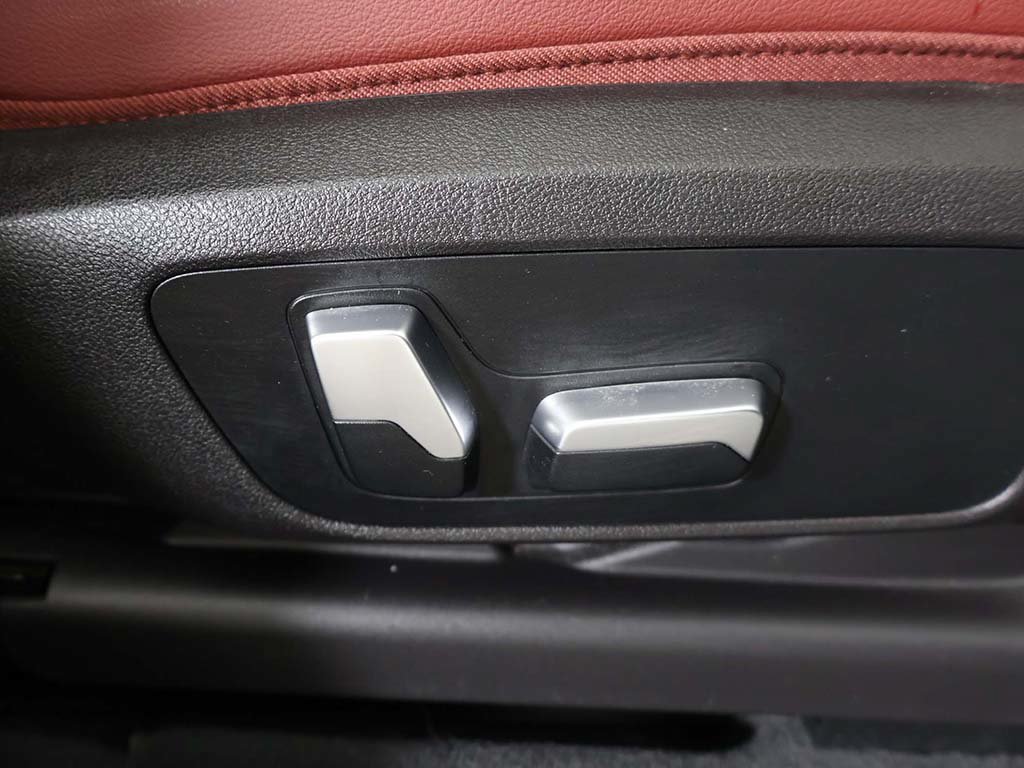 Used 2022 BMW X3 xDrive30i AWD/4WD image 37