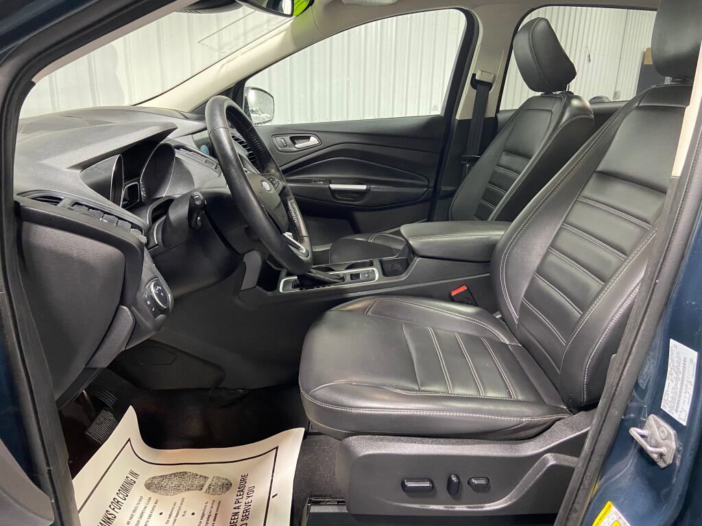 Used 2019 Ford Escape SEL image 9