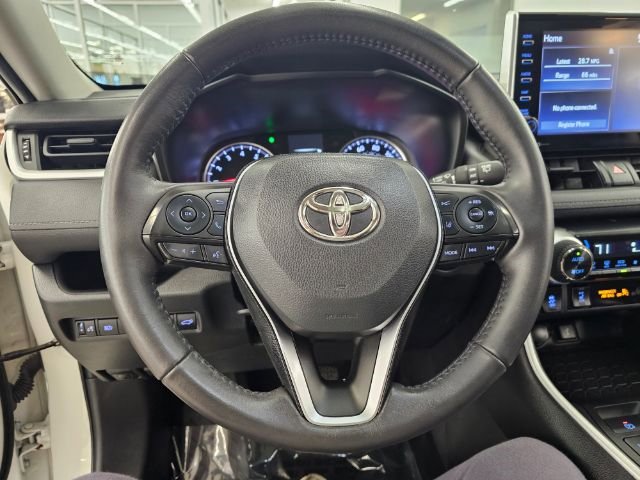 Used 2022 Toyota RAV4 XLE w/ Convenience Package image 10