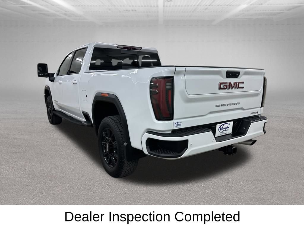 Used 2025 GMC Sierra 2500 AT4 w/ AT4 Premium Plus Package AWD/4WD image 9