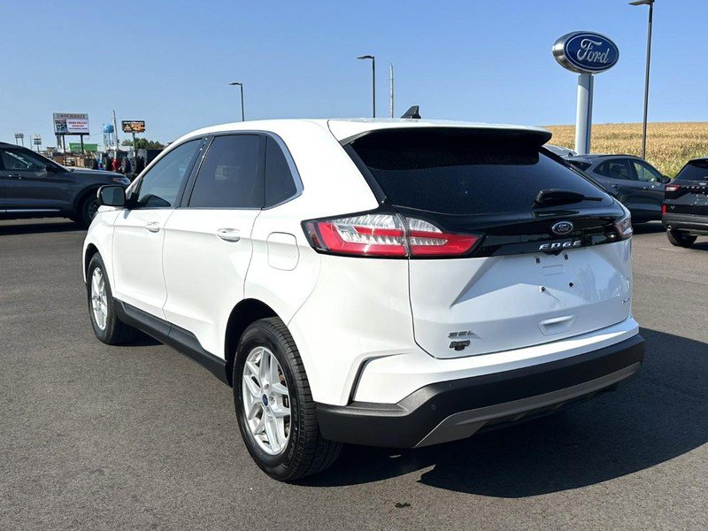 Used 2022 Ford Edge SEL image 6