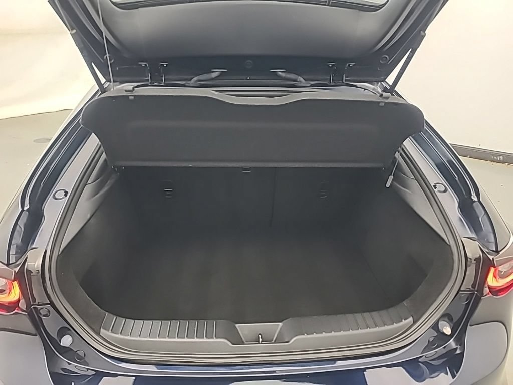 Used 2024 MAZDA MAZDA3 s FWD image 18