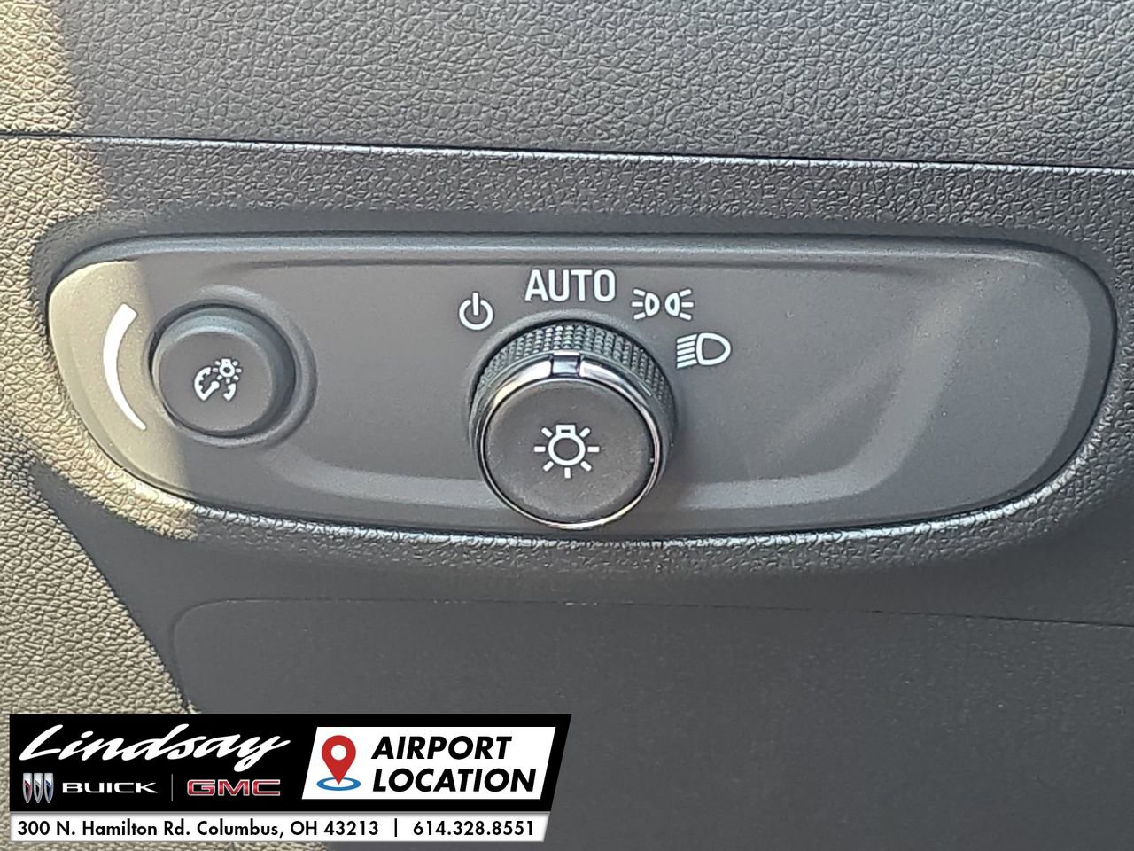 New 2026 Buick Encore GX Avenir w/ Avenir Technology Package image 17