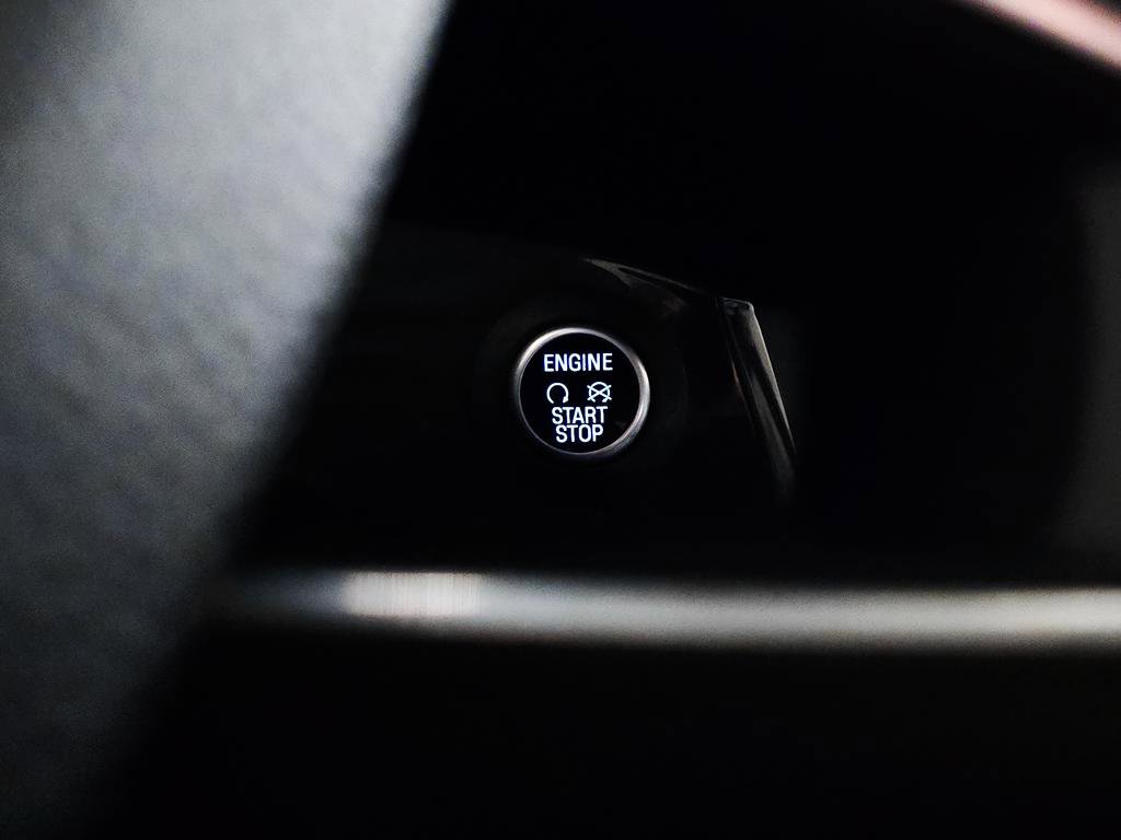 Used 2017 Ford Escape Titanium image 25