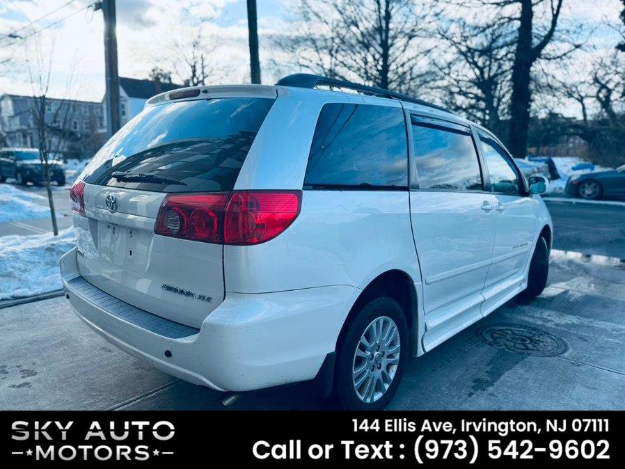 Used 2007 Toyota Sienna FWD image 4