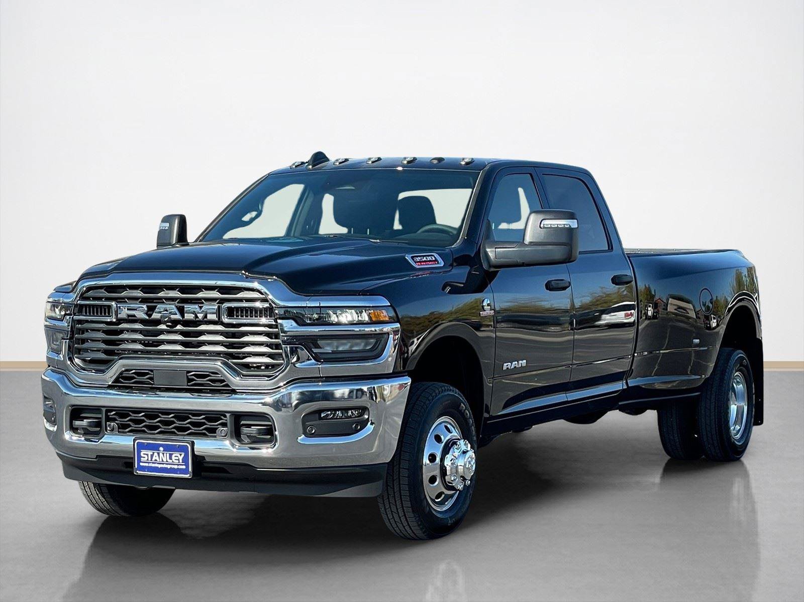 New 2026 RAM 3500 Lone Star AWD/4WD image 3