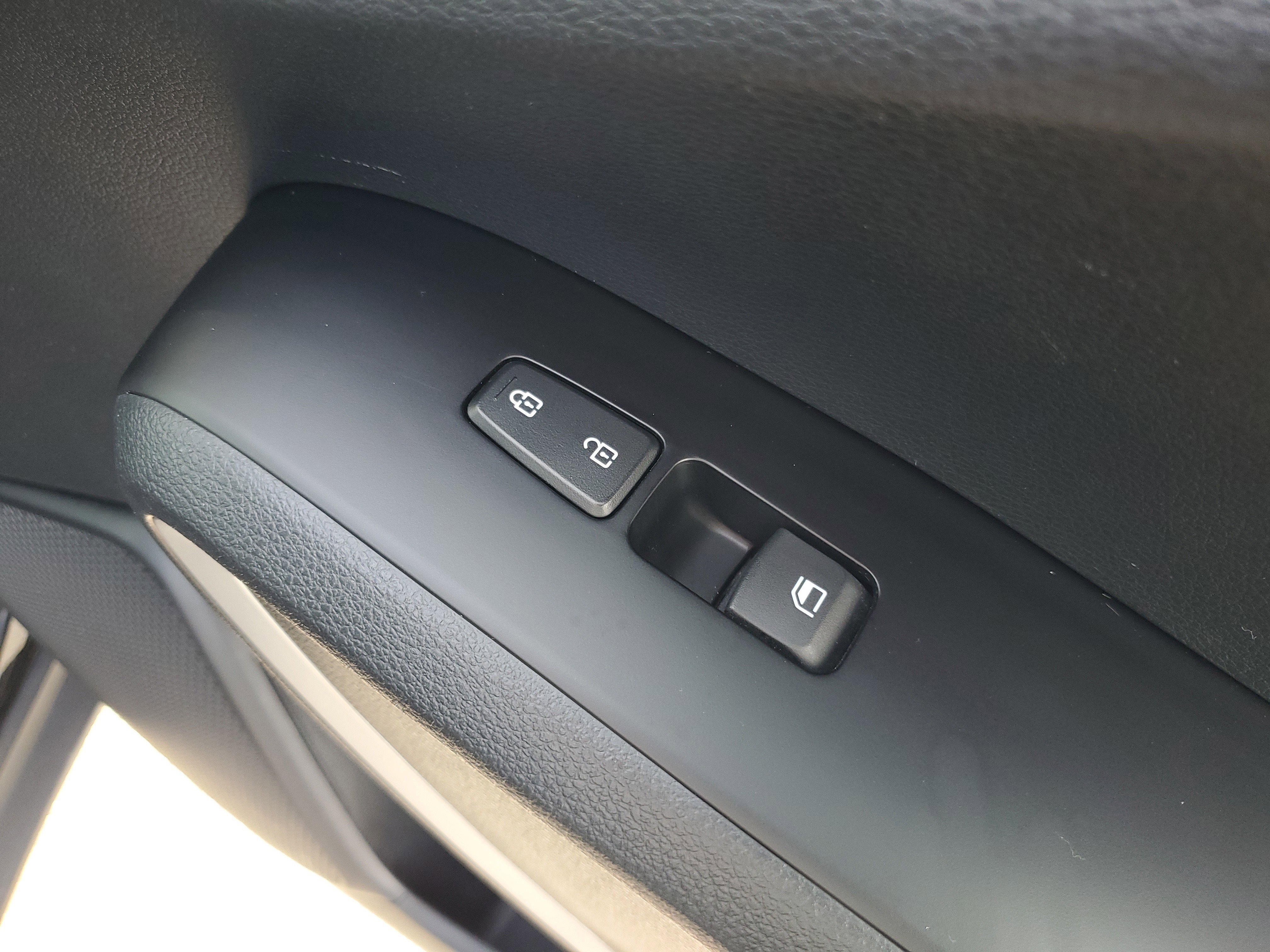 Certified 2022 Kia Soul LX image 11