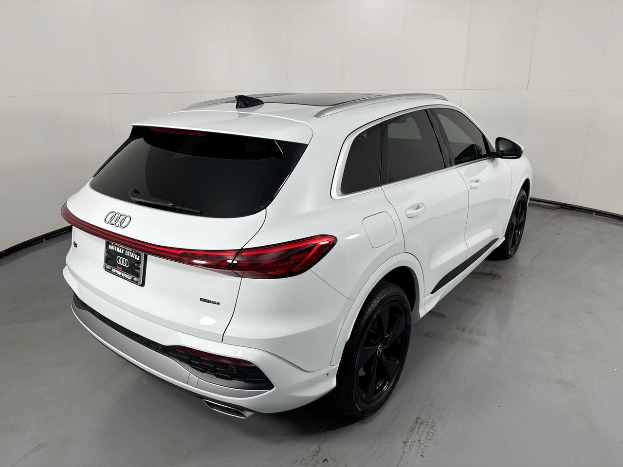 Used 2025 Audi Q5 Premium Plus w/ Premium Plus AWD/4WD image 7