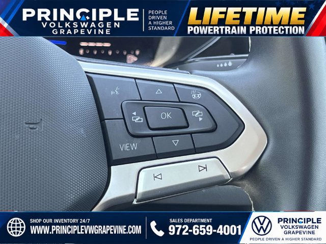 Used 2023 Volkswagen Taos SE FWD image 16