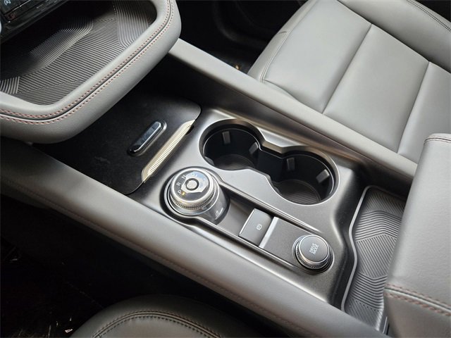 New 2025 Ford Explorer Active w/ Active Comfort Package image 16