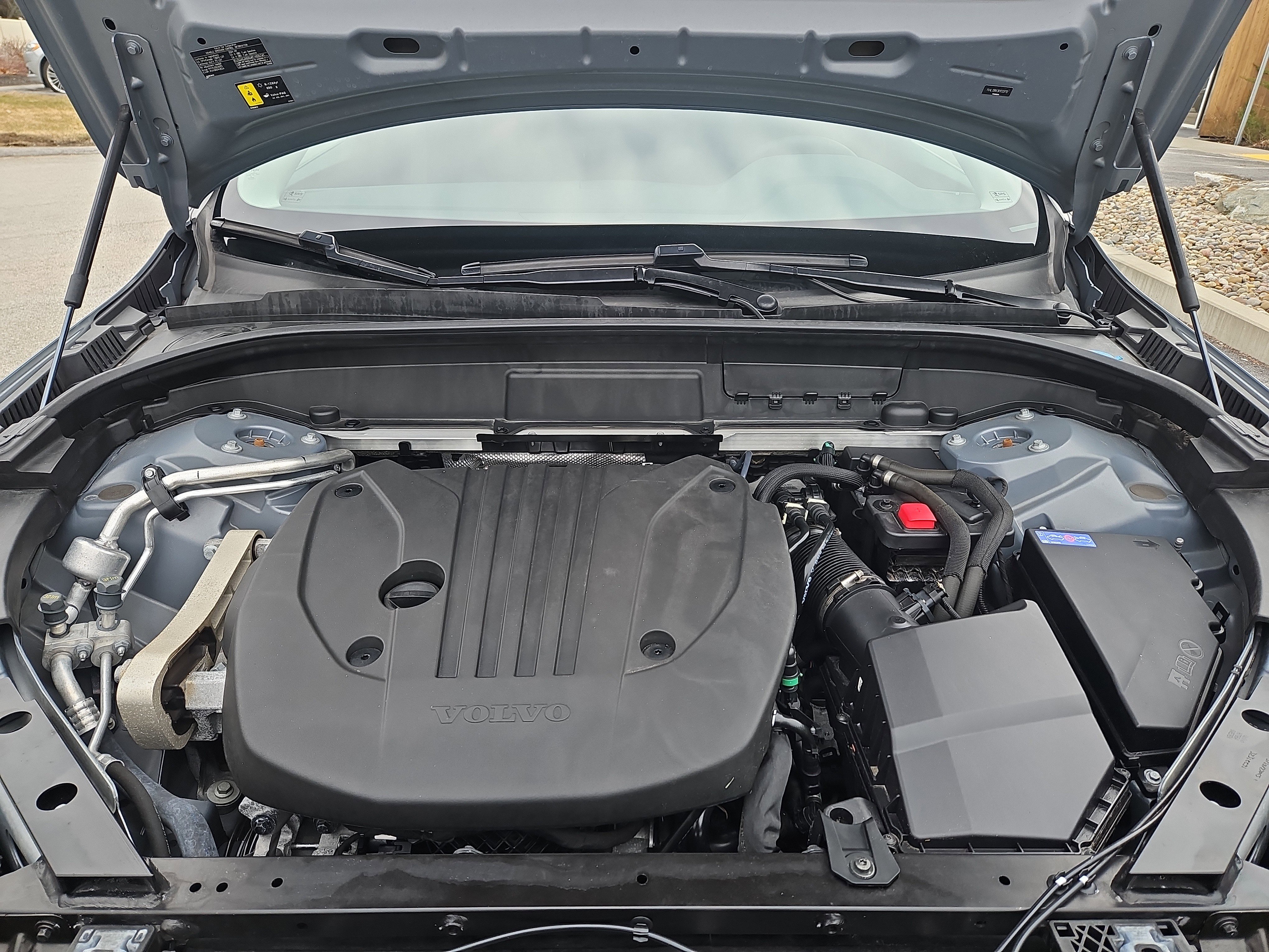 Used 2024 Volvo XC60 B5 Core w/ Climate Package image 33