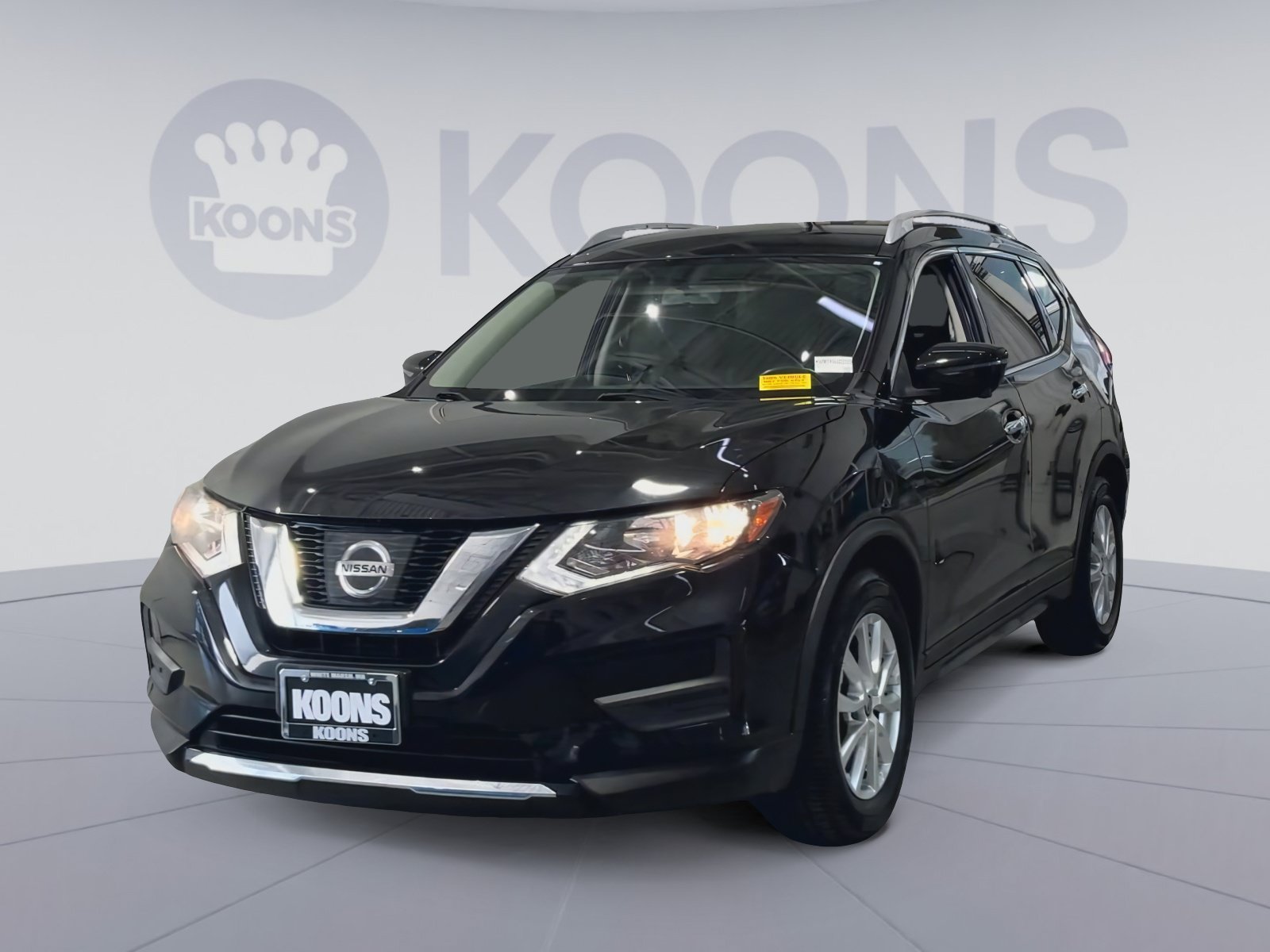 Used 2017 Nissan Rogue SV w/ SV Premium Package FWD image 5