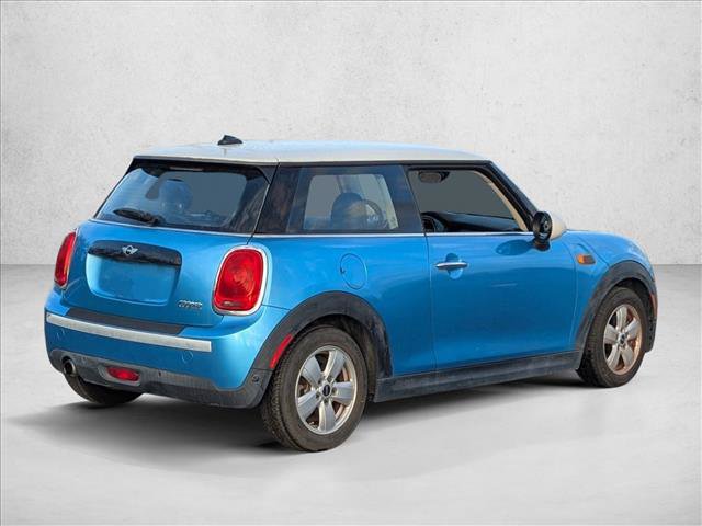 Used 2017 MINI Cooper 2-Door Hardtop FWD image 5