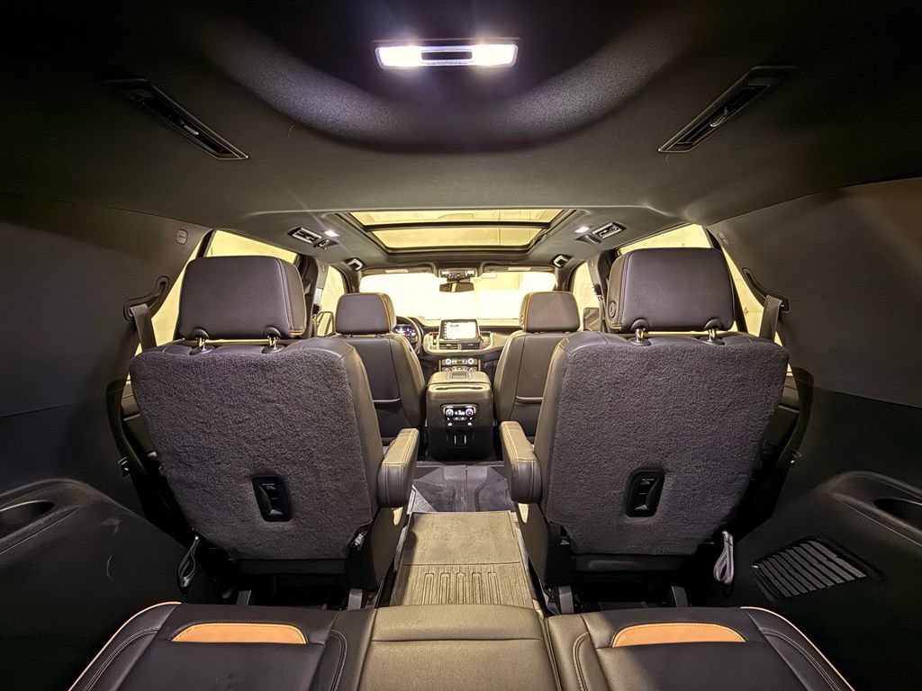 Used 2024 GMC Yukon AT4 w/ AT4 Premium Plus Package AWD/4WD image 42