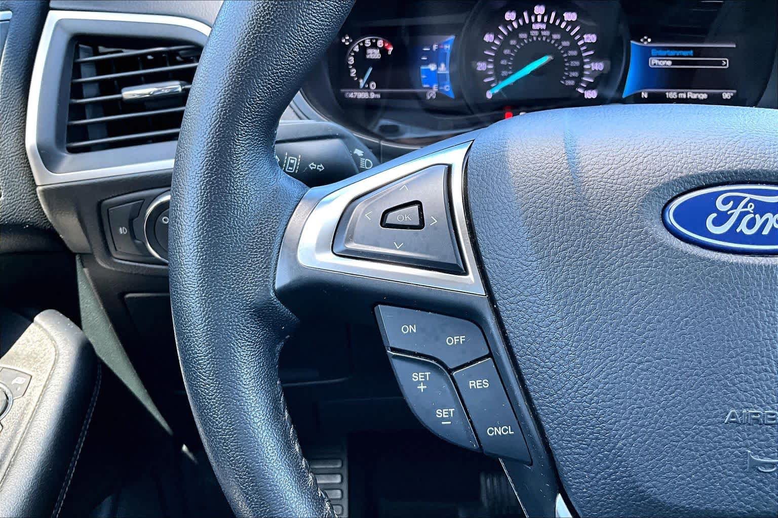 Used 2022 Ford Edge SEL w/ Sport Appearance Package image 22