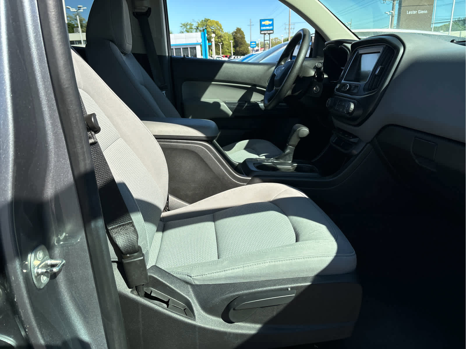 Certified 2018 Chevrolet Colorado W/T w/ WT Convenience Package AWD/4WD image 17