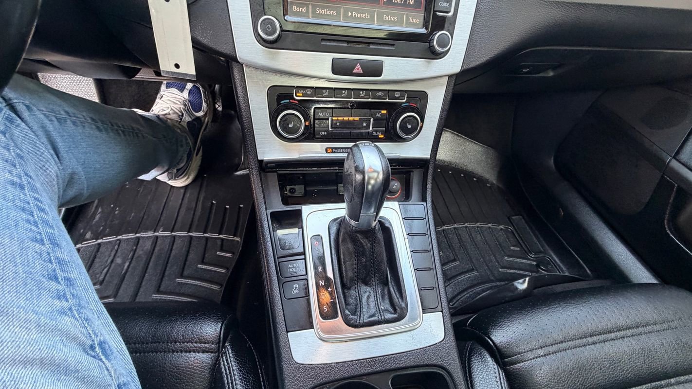 Used 2012 Volkswagen CC Lux Limited image 14