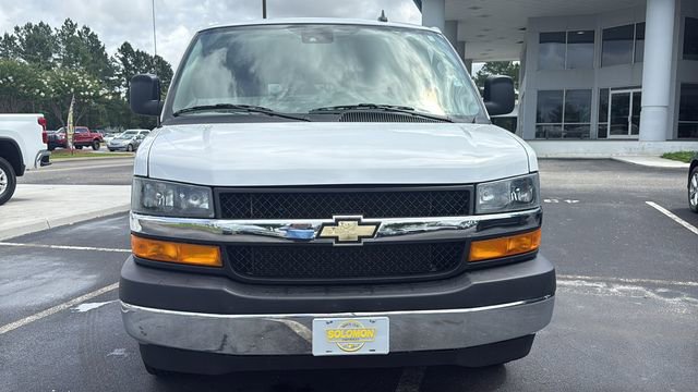 Used 2023 Chevrolet Express 3500 LT w/ LT Preferred Equipment Group RWD image 2