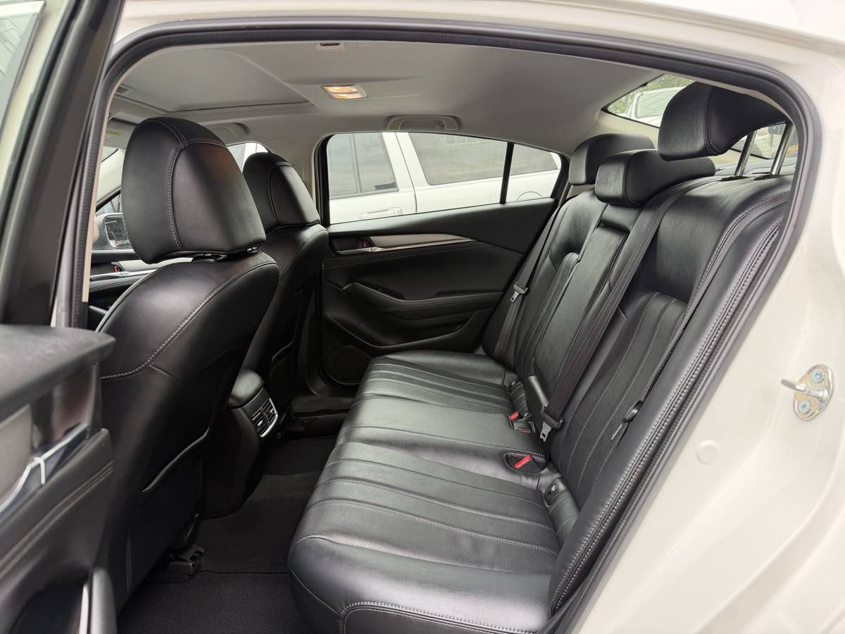 Used 2018 MAZDA MAZDA6 Touring FWD image 11