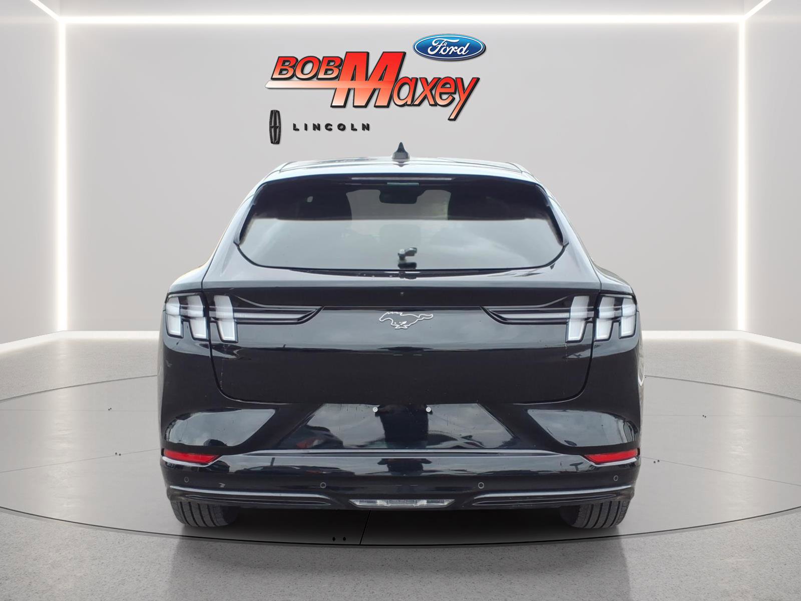 Used 2023 Ford Mustang Mach-E Premium image 6