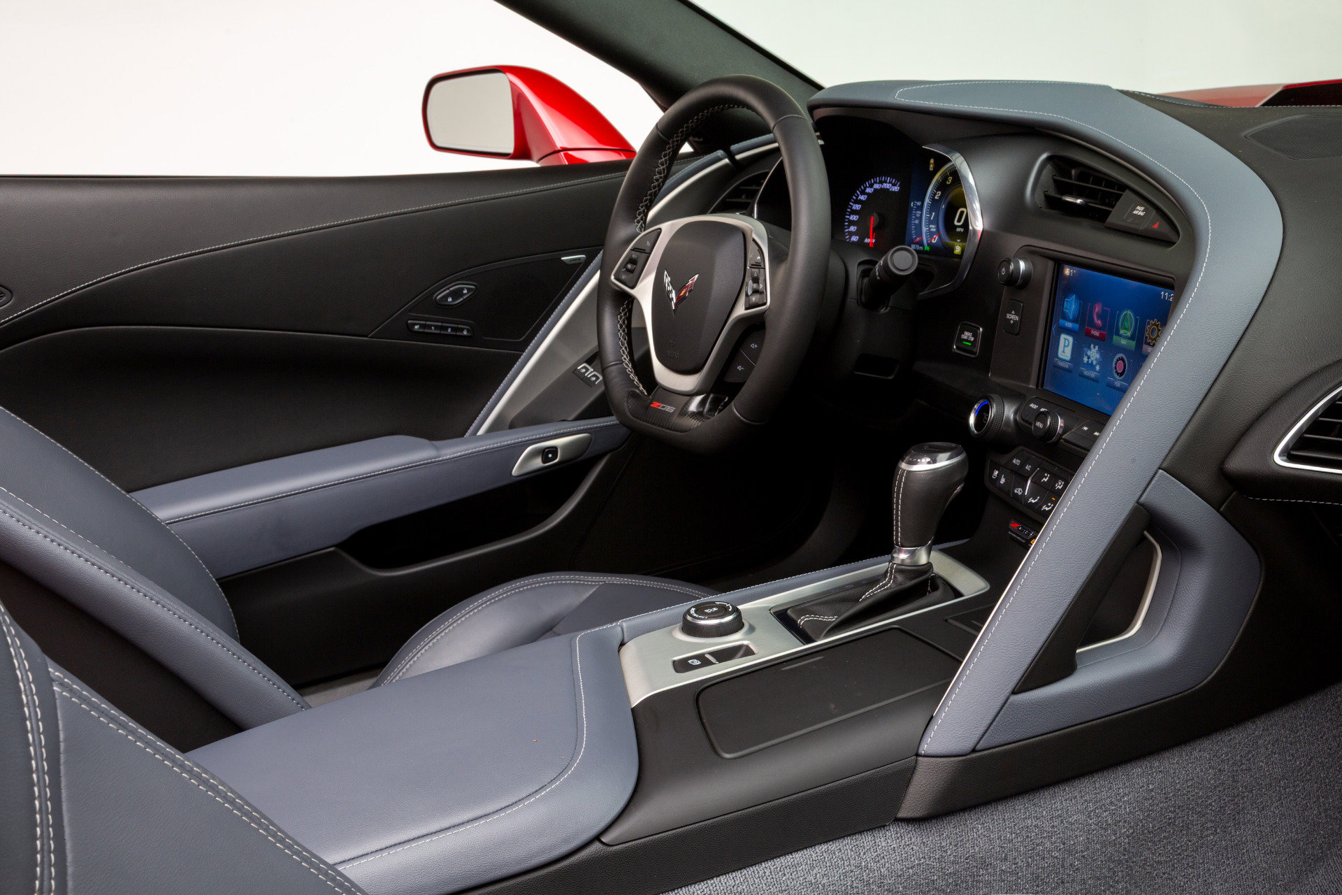 Used 2015 Chevrolet Corvette Z06 w/ 2LZ Preferred Equipment Group image 35