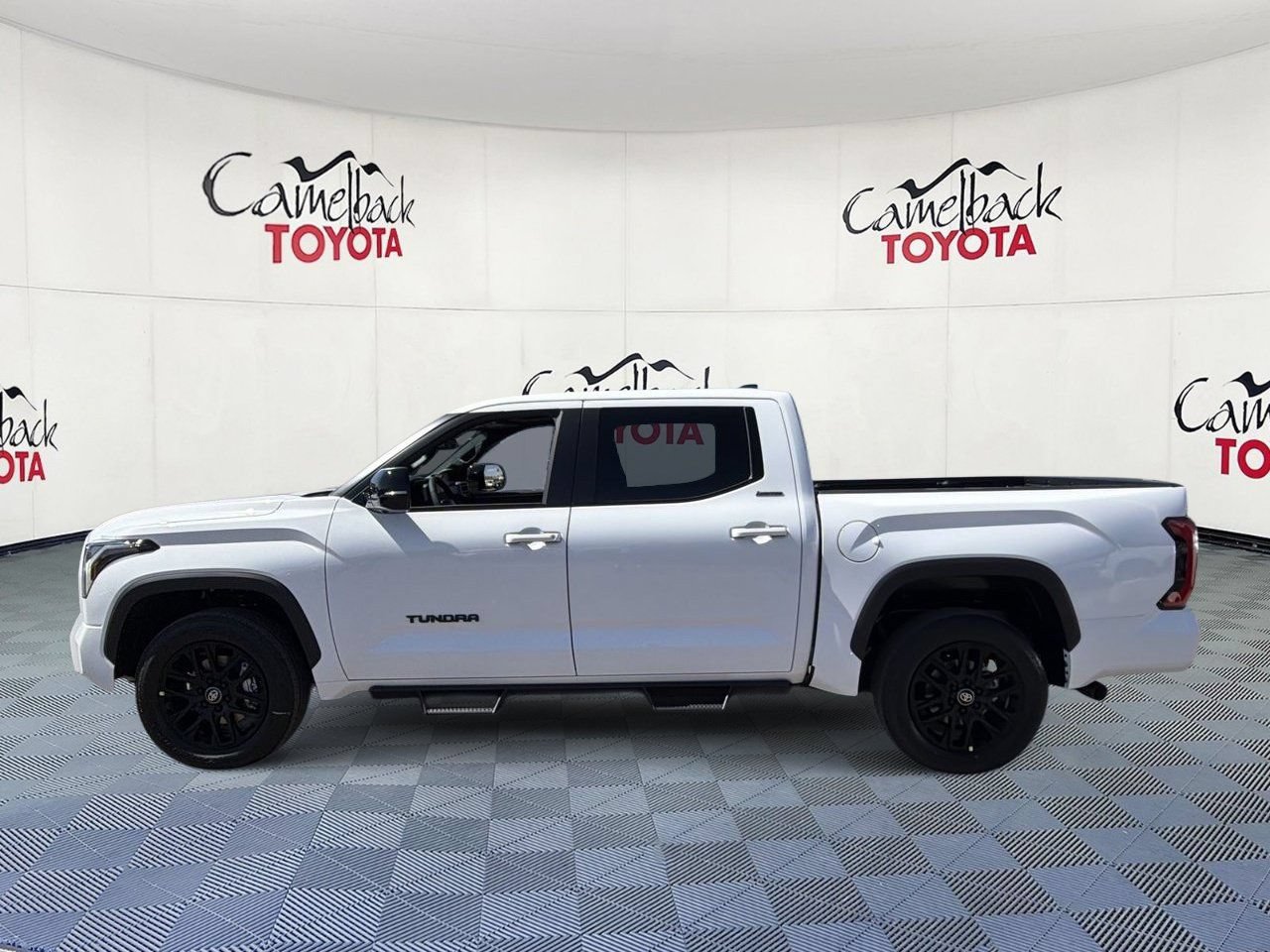 New 2026 Toyota Tundra Limited AWD/4WD image 4