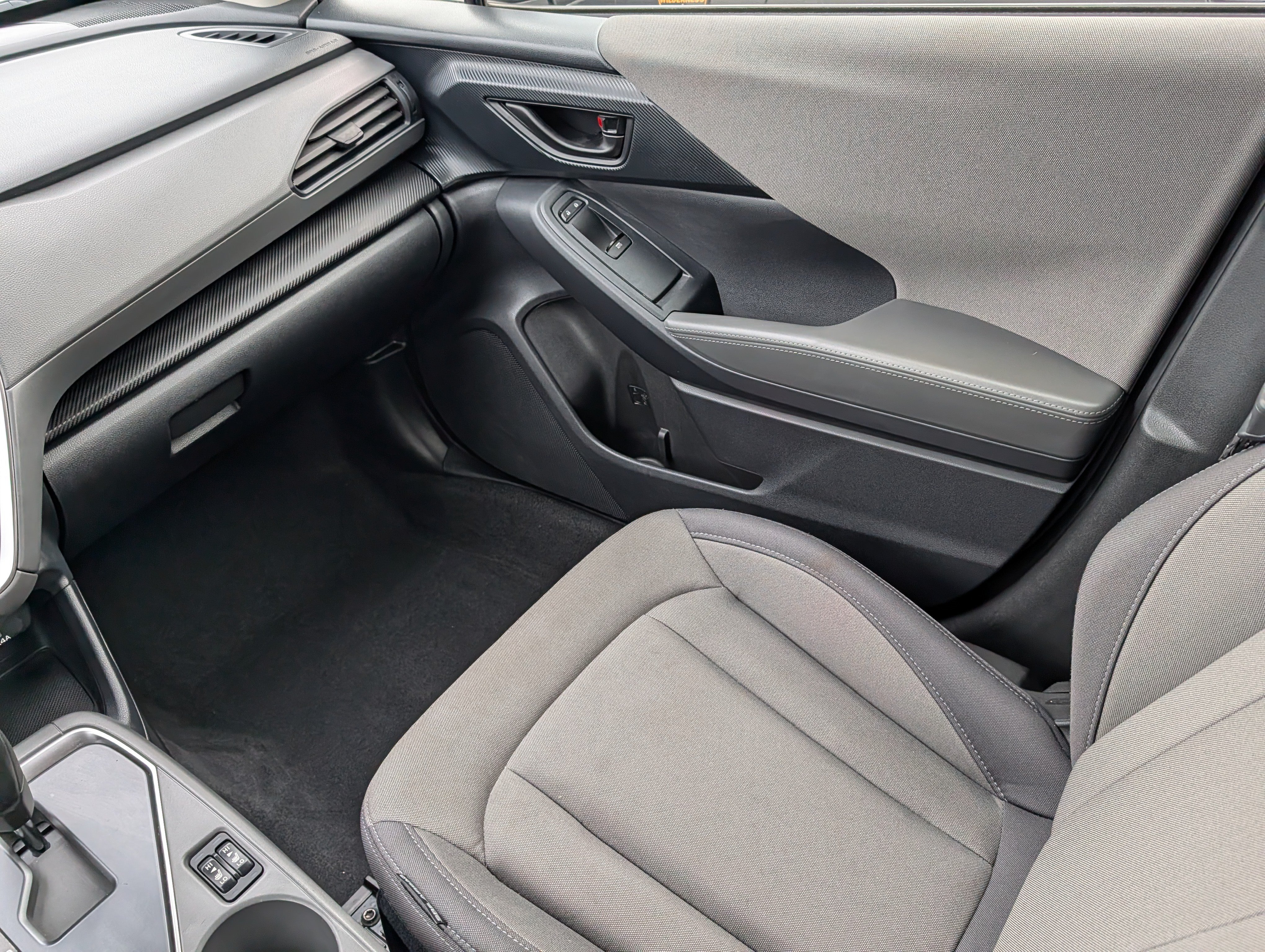Certified 2025 Subaru Crosstrek 2.5i Premium AWD/4WD image 11