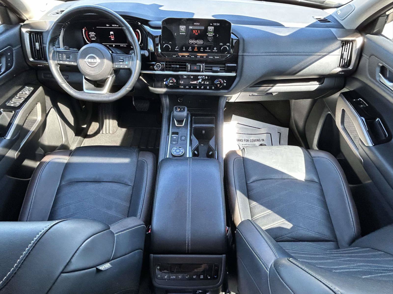 Used 2023 Nissan Pathfinder Platinum AWD/4WD image 9