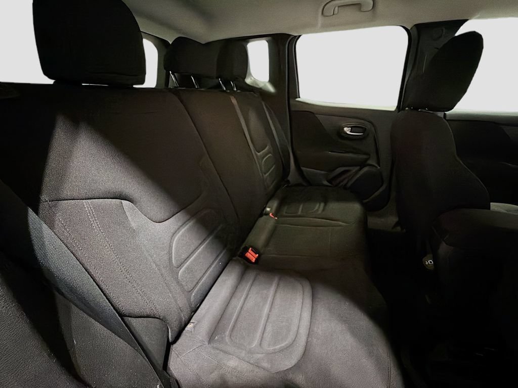 Used 2021 Jeep Renegade Latitude AWD/4WD image 35
