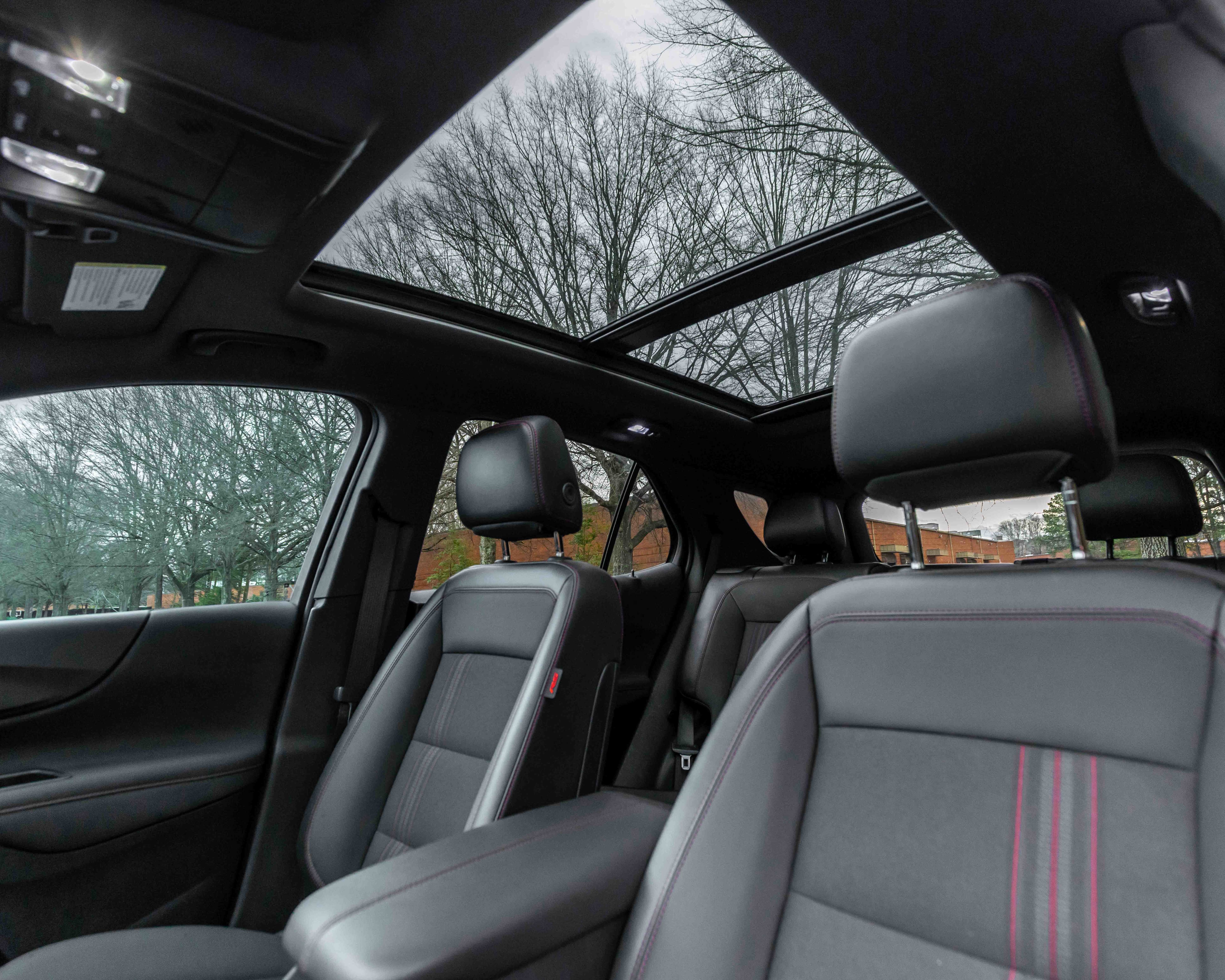 Used 2023 Chevrolet Equinox RS image 11