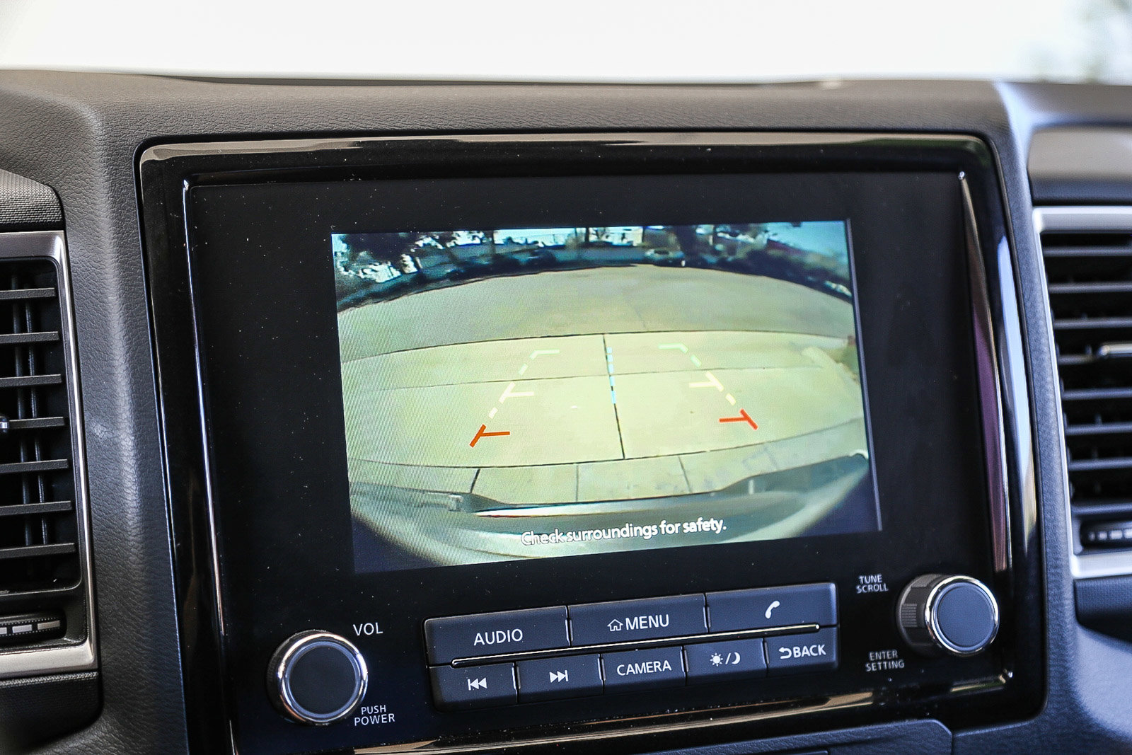 Used 2023 Nissan Frontier SV w/ Technology Package image 23