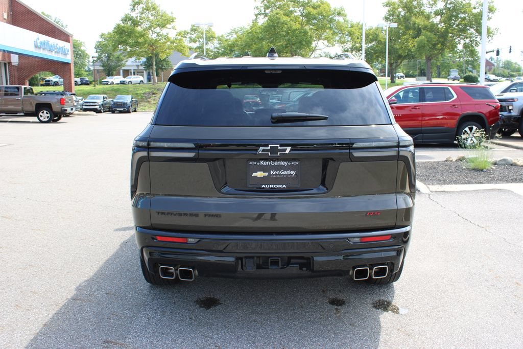 Used 2024 Chevrolet Traverse RS AWD/4WD image 35