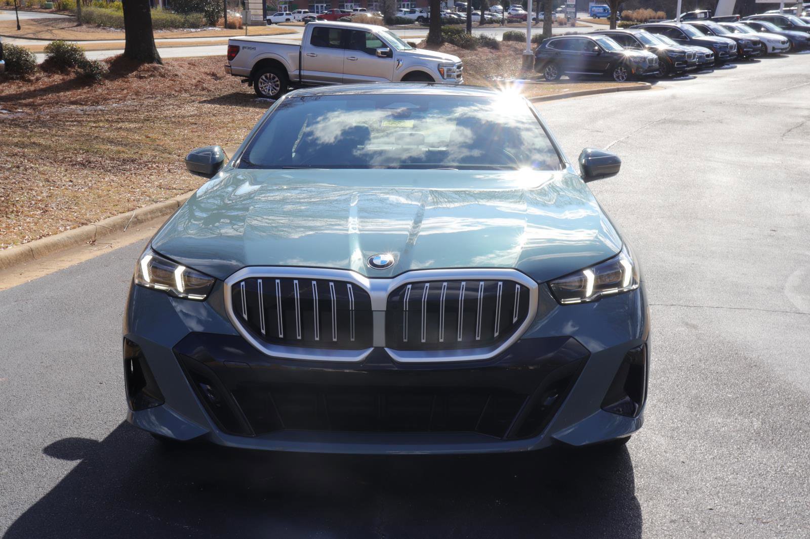 Used 2025 BMW 530i 530i w/ M Sport Package image 3