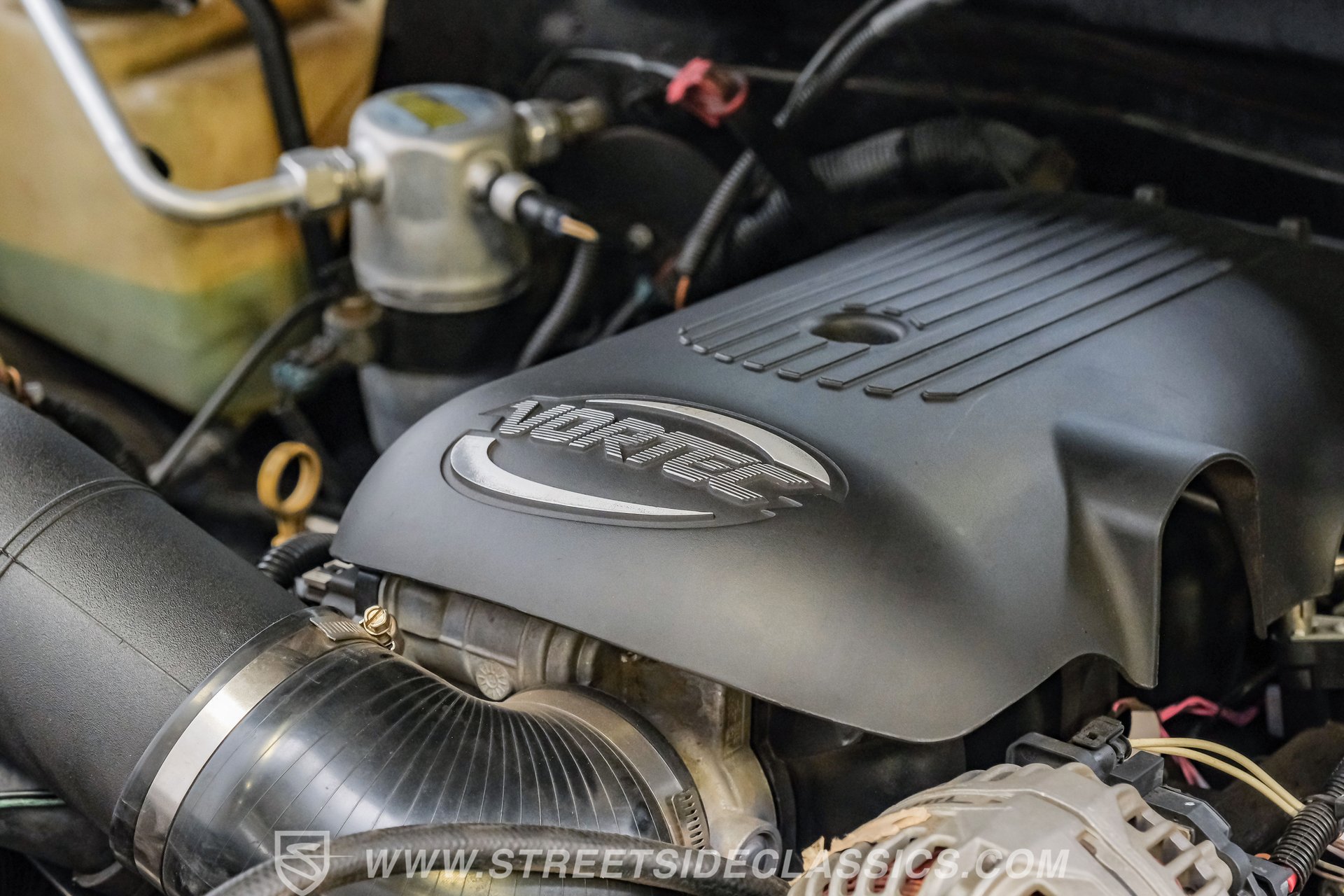 Used 1995 Chevrolet Tahoe 4WD 2-Door image 38