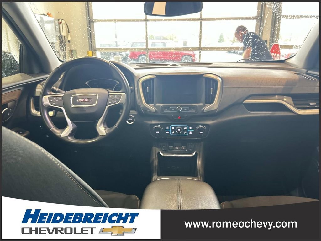 Certified 2021 GMC Terrain SLE w/ Driver Convenience Package AWD/4WD image 16