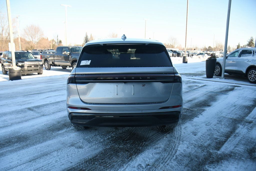 Used 2026 Lincoln Nautilus Premier w/ Equipment Group 102A AWD/4WD image 5