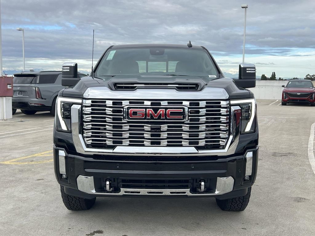 New 2026 GMC Sierra 3500 Denali AWD/4WD image 8