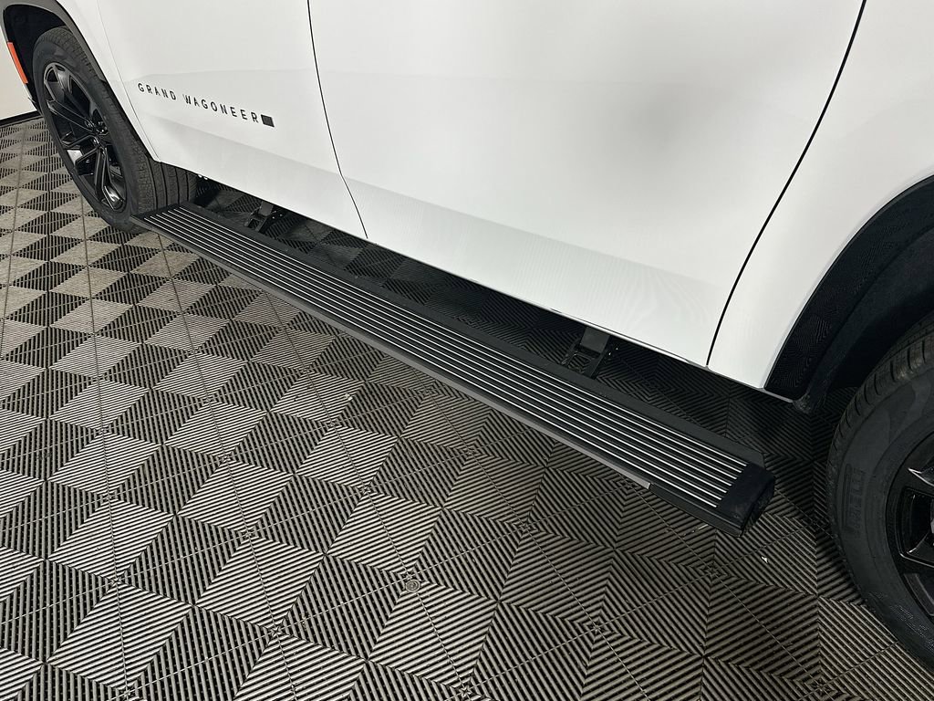 New 2026 Jeep Grand Wagoneer L Summit image 22