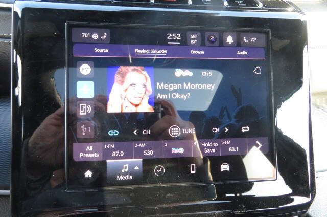 New 2025 Jeep Grand Cherokee L Laredo w/ Luxury Tech Group I image 23