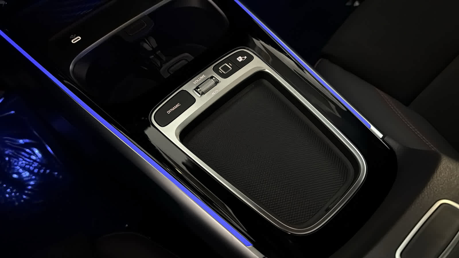 New 2026 Mercedes-Benz GLB 35 AMG 4MATIC image 23