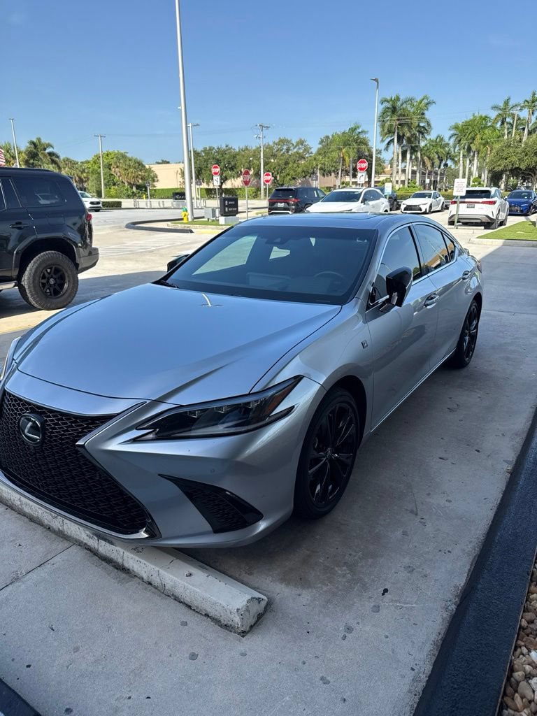 Used 2024 Lexus ES 300h F Sport w/ Accessory Package (Z2) FWD image 12