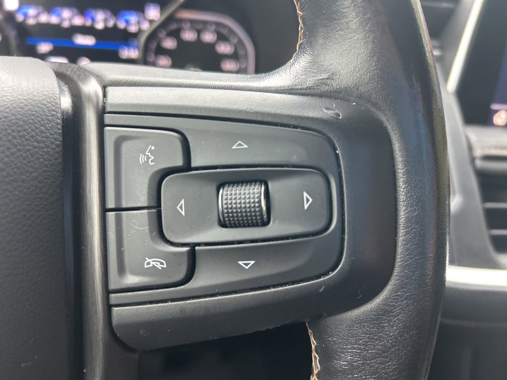 Used 2021 GMC Yukon AT4 w/ Rear Media and Nav Package image 13