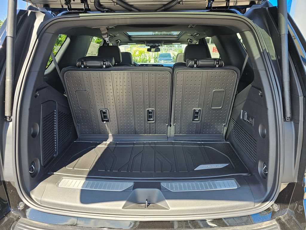 New 2026 Chevrolet Tahoe Premier w/ Sun And Tow Package AWD/4WD image 14