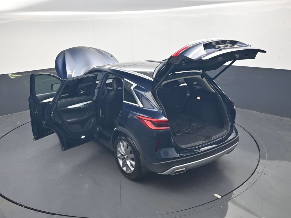 Used 2020 INFINITI QX50 Luxe w/ Navigation Package AWD/4WD image 39