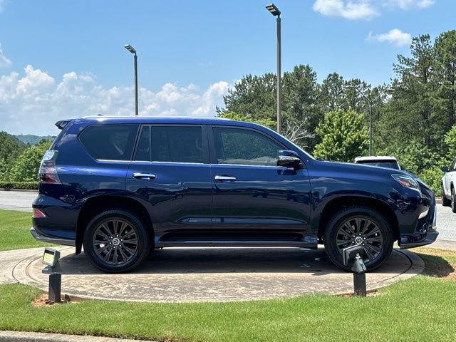 Used 2023 Lexus GX 460 Premium w/ Accessory Package AWD/4WD image 8